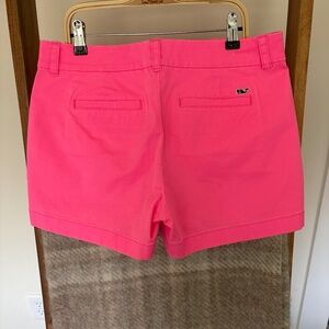Vineyard Vine size 4, hot pink , women’s shorts